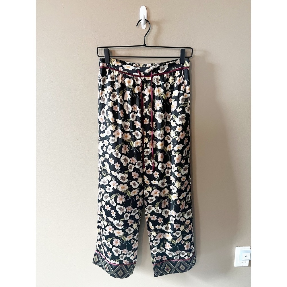 NWT Bed To Brunch Satin Printed PJ Pants